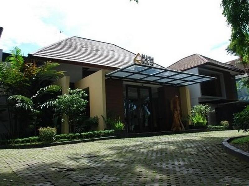 Rumah Nenek Hotel And Restaurant Padang  Ngoại thất bức ảnh